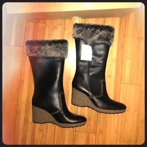 NWT Timberland leather boots with faux fur lining